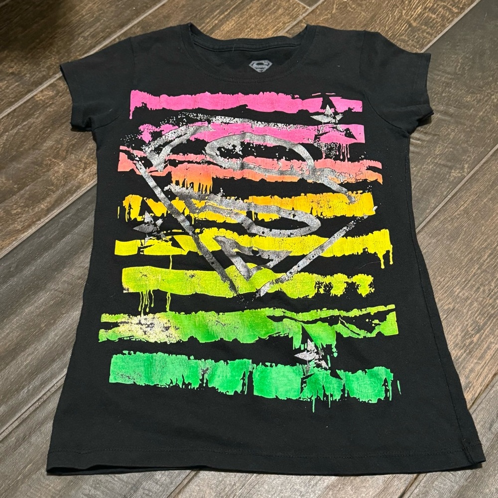 EUC Supergirl Graphic Tee